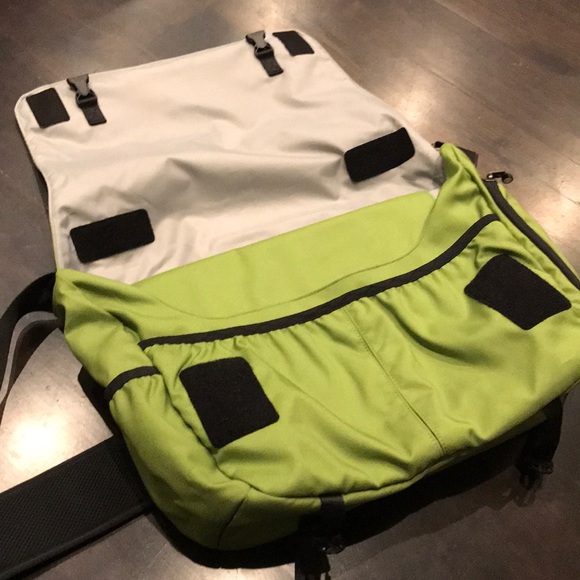 Patagonia Laptop Bag - Picture 6 of 8